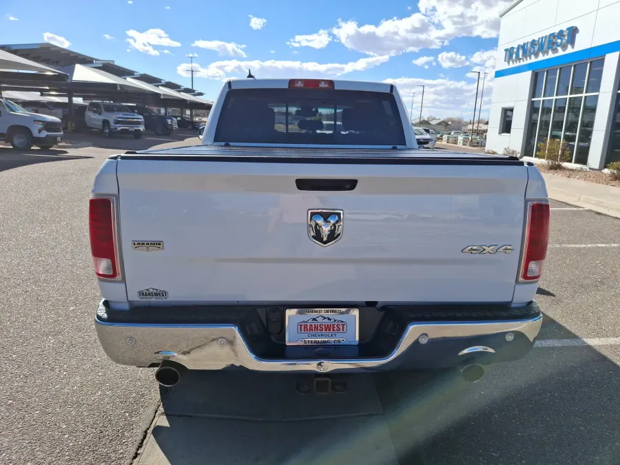 2018 RAM 1500 Laramie | Photo 3 of 16