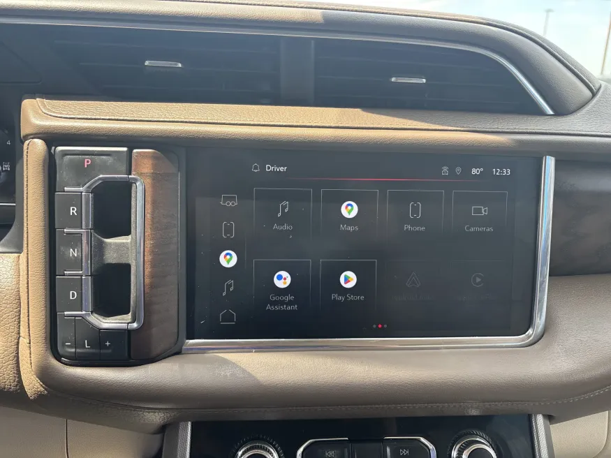 2022 GMC Yukon Denali | Photo 19 of 25