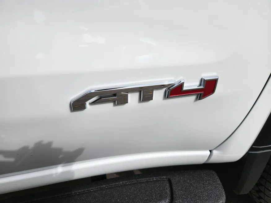 2026 GMC Sierra 1500 AT4 | Photo 19 of 31