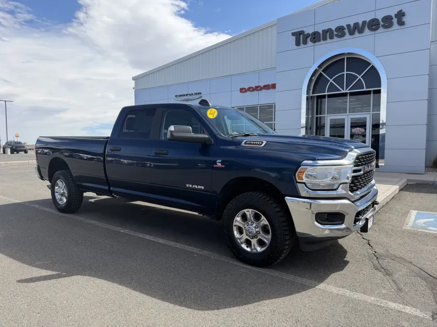 2022 RAM 2500 Big Horn | Photo 1 of 18