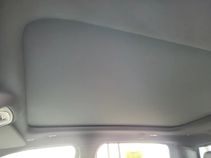 2025 RAM 1500 Laramie | Photo 10 of 26