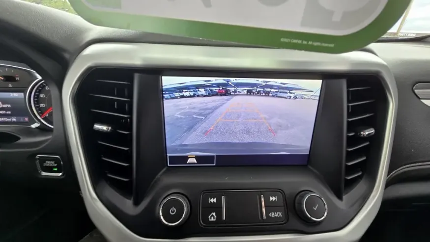 2023 GMC Acadia | Photo 22 of 30