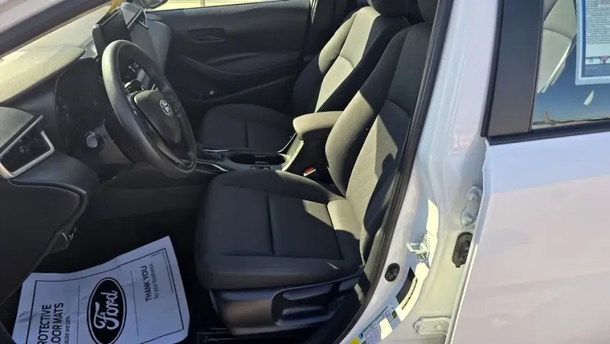 2024 Toyota Corolla | Photo 13 of 28