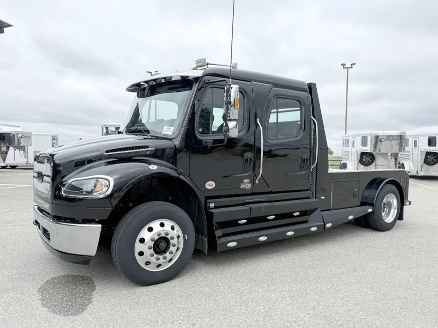2025 Freightliner M2 106 Plus Summit Hauler | Photo 1 of 22