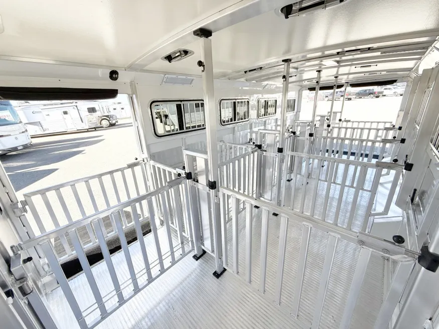 2026 Cimarron Showstar LX | Photo 17 of 20