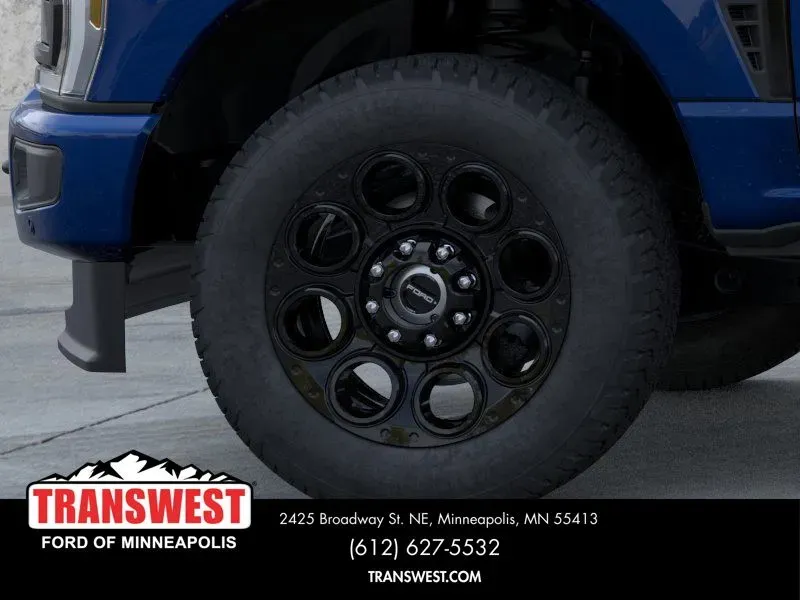 2026 Ford Super Duty F-350 Lariat | Photo 18 of 22