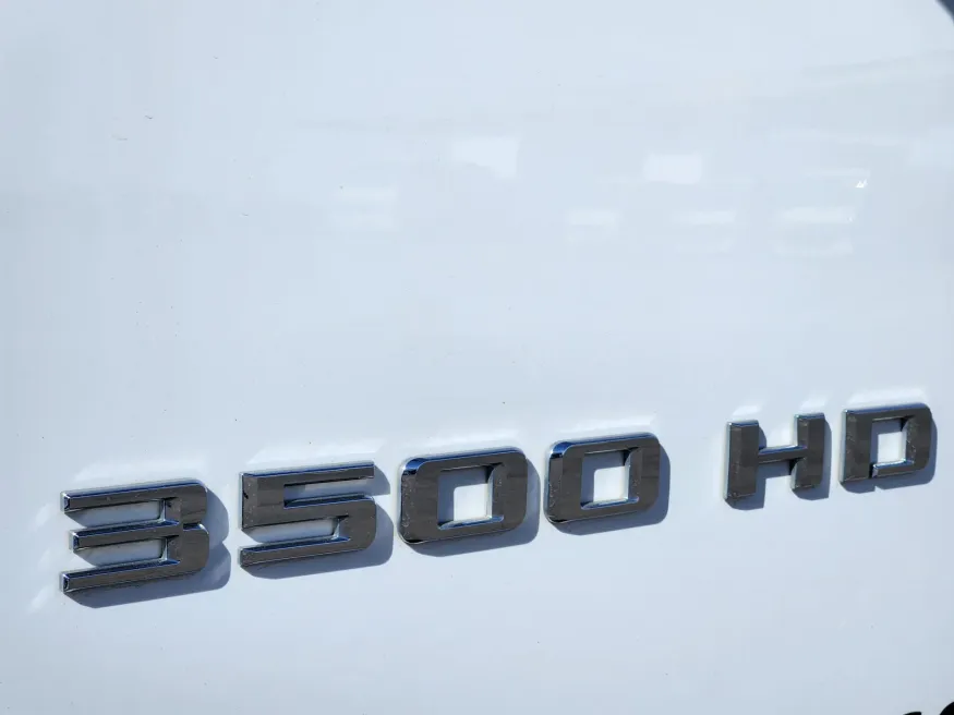 2022 Chevrolet Silverado 3500HD CC Work Truck | Photo 8 of 27
