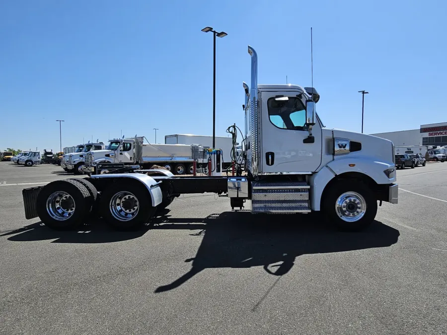 2022 Western Star 49X | Photo 5 of 16