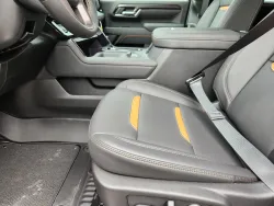 2025 GMC Sierra 2500HD AT4 | Thumbnail Photo 8 of 32