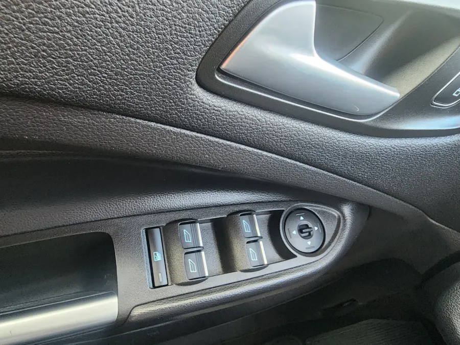 2019 Ford Escape SE | Photo 23 of 24