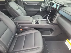 2026 GMC Acadia AWD Elevation | Thumbnail Photo 9 of 24