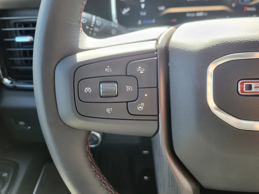 2026 GMC Sierra 2500HD AT4X | Photo 27 of 33