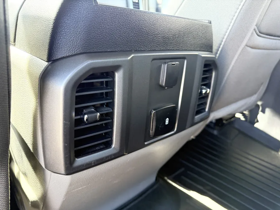 2018 Ford F-150 | Photo 11 of 22