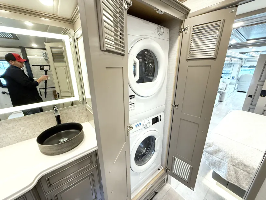 2026 Newmar London Aire 4551 | Photo 19 of 33