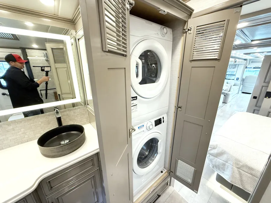 2026 Newmar London Aire 4551 | Photo 19 of 33