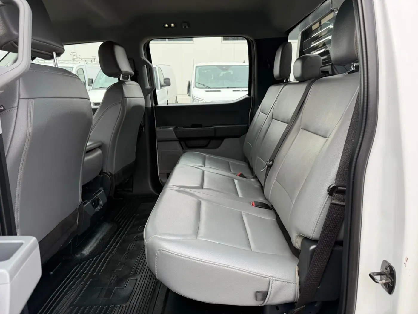 2024 Ford Super Duty F-250 XL | Photo 5 of 20