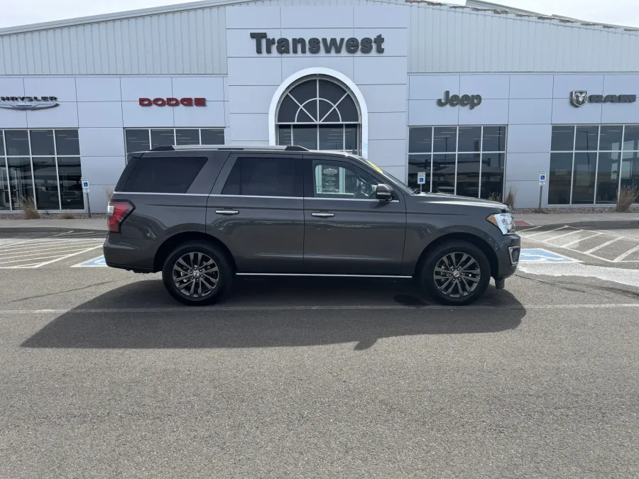 2019 Ford Expedition Limited | Photo 18 of 24