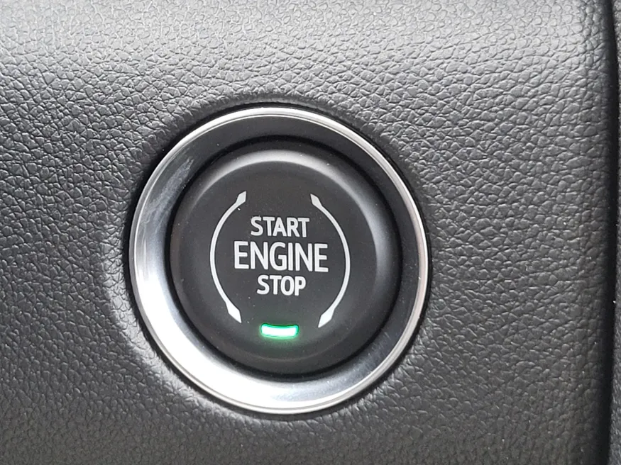 2026 GMC Acadia AT4 | Photo 17 of 26