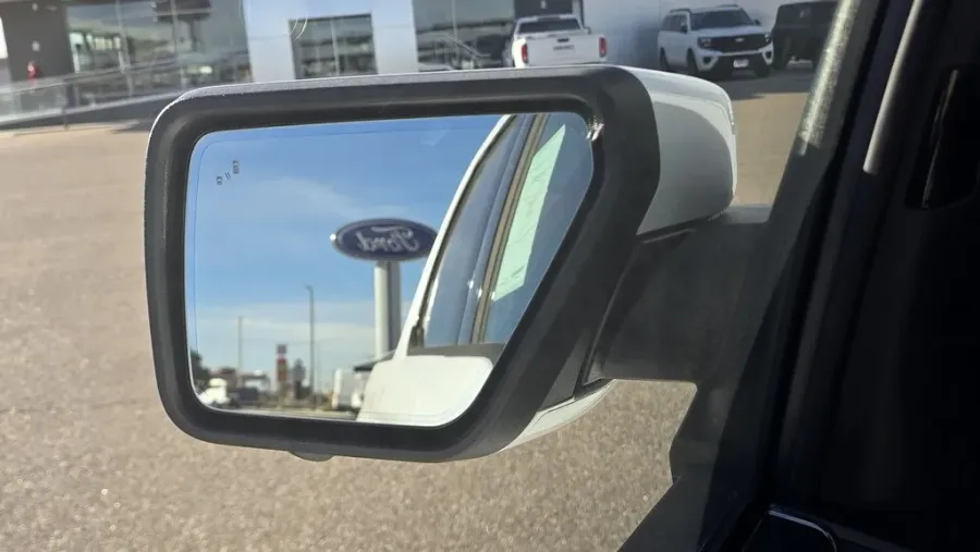 2025 Ford F-150 | Photo 11 of 34