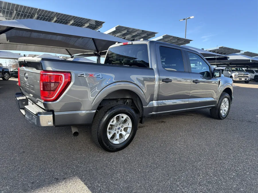 2023 Ford F-150 XL | Photo 4 of 18