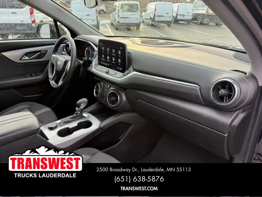 2023 Chevrolet Blazer LT | Photo 6 of 20
