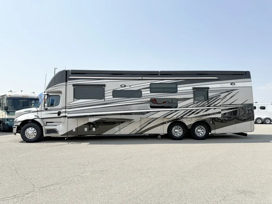 2024 Newmar Supreme Aire 4509 | Photo 22 of 31