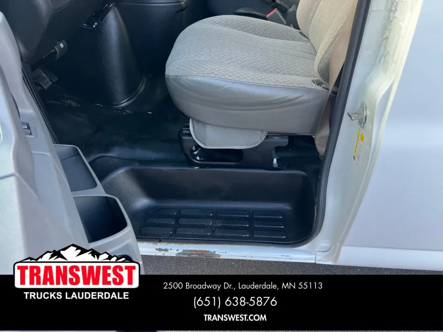 2018 Chevrolet Express 3500 Work Van | Photo 16 of 19