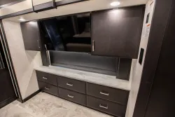 2026 Newmar Essex 4569 | Thumbnail Photo 26 of 35