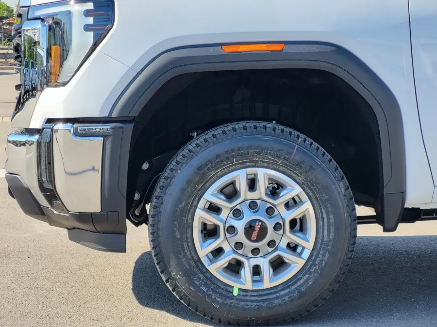 2026 GMC Sierra 2500HD Pro | Photo 8 of 24