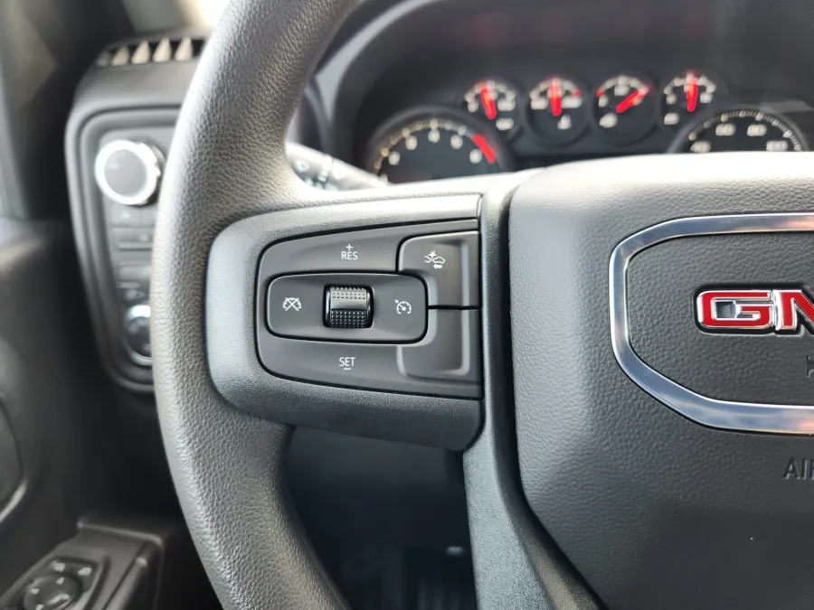 2026 GMC Sierra 2500HD Pro | Photo 23 of 28