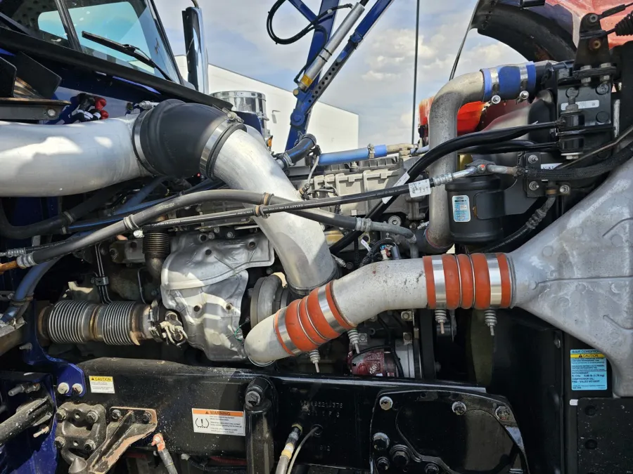 2022 Western Star 4900FA | Photo 18 of 27