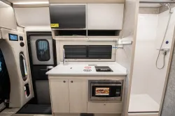 2026 Tiffin Wayfarer 25XLW | Thumbnail Photo 10 of 16