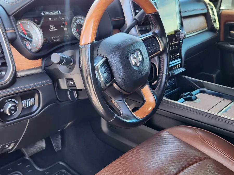 2021 RAM 3500 Longhorn | Photo 16 of 24