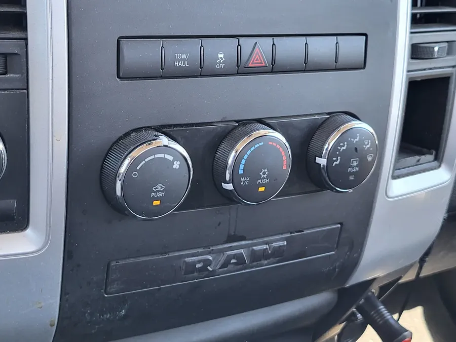 2010 Dodge Ram 1500 SLT | Photo 15 of 21
