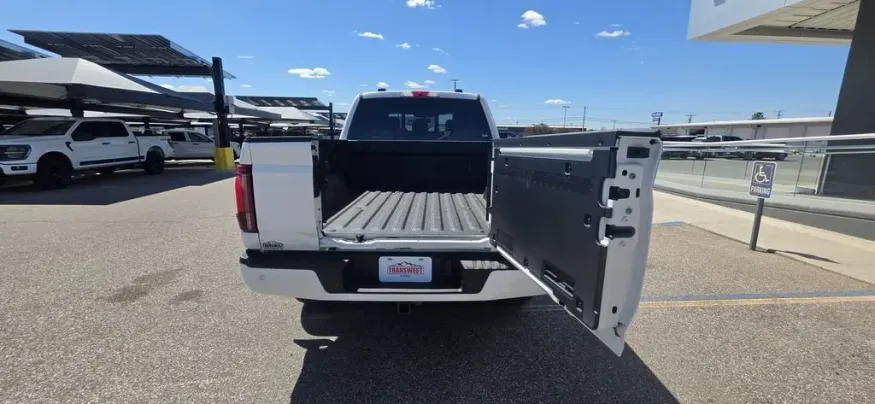 2026 Ford F-150 | Photo 11 of 35