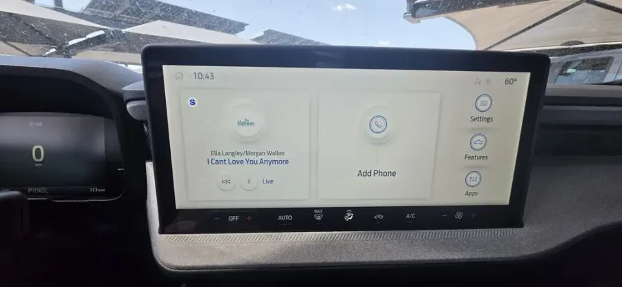 2026 Ford Maverick | Photo 18 of 27
