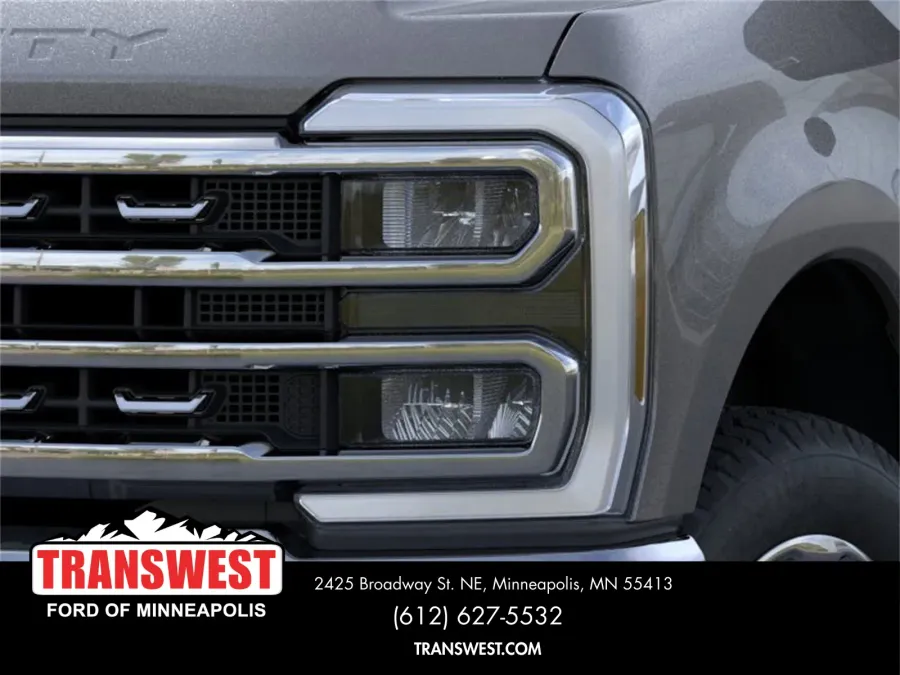 2026 Ford Super Duty F-350 | Photo 18 of 22