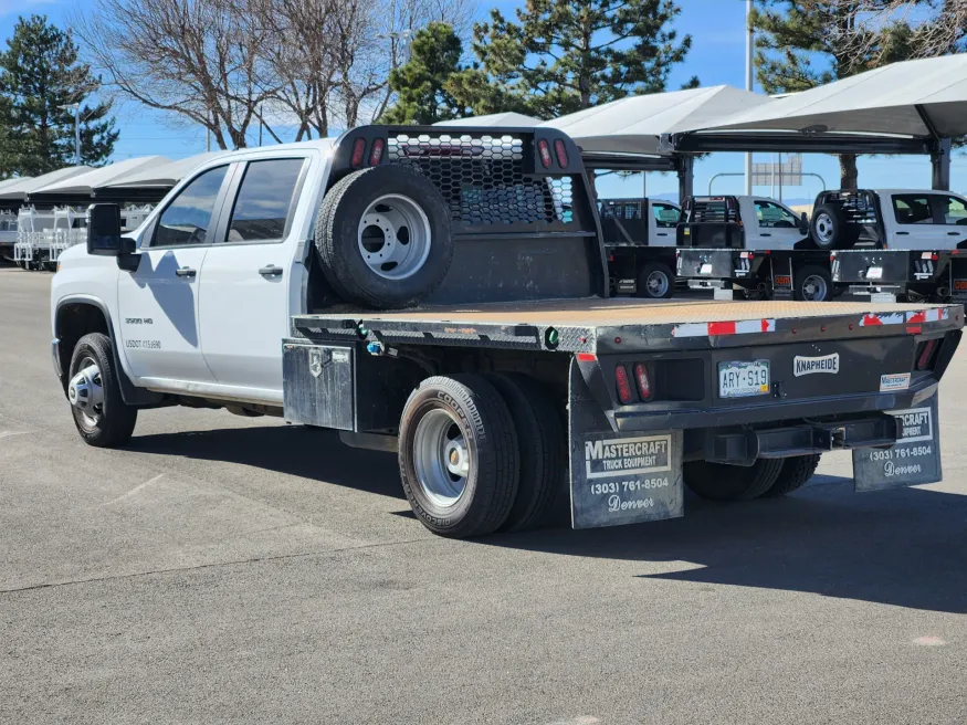 2022 Chevrolet Silverado 3500HD CC Work Truck | Photo 24 of 27