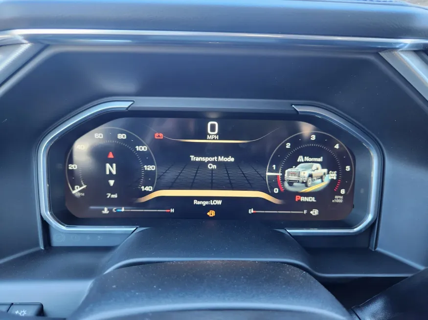 2026 GMC Sierra 2500HD Denali | Photo 22 of 31