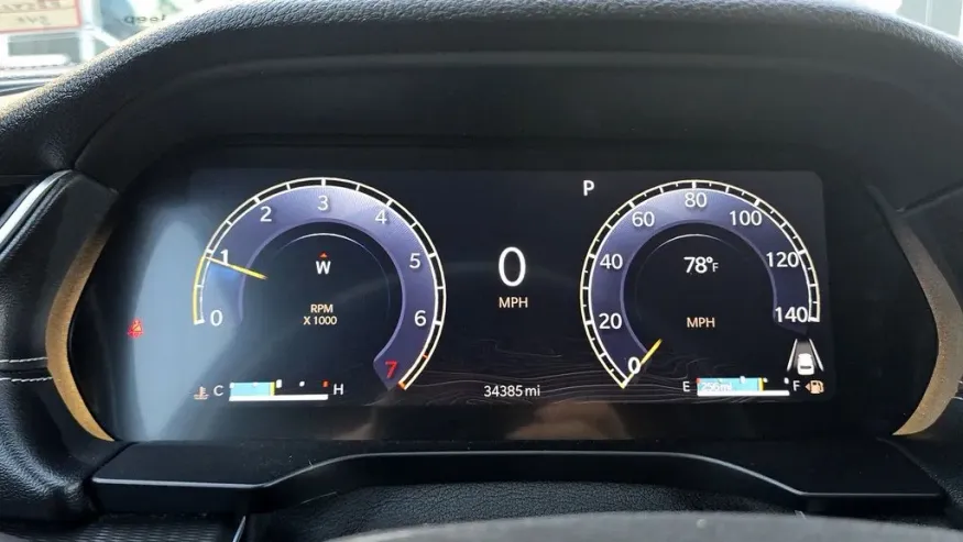 2024 Jeep Grand Cherokee | Photo 18 of 31