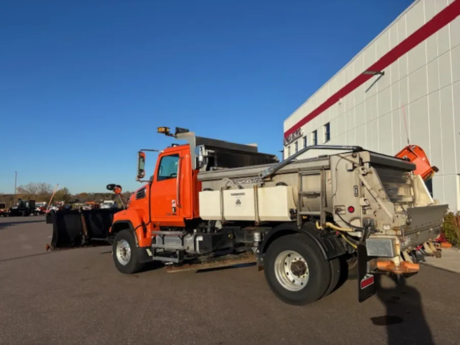 2021 Western Star 4700SF | Photo 4 of 15