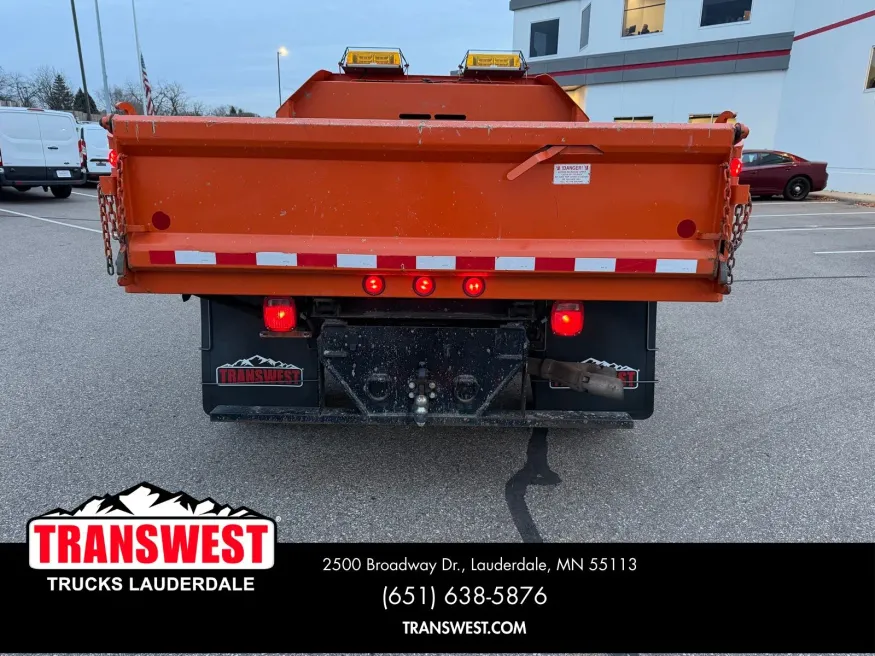 2016 Ford Super Duty F-550 XL | Photo 3 of 21