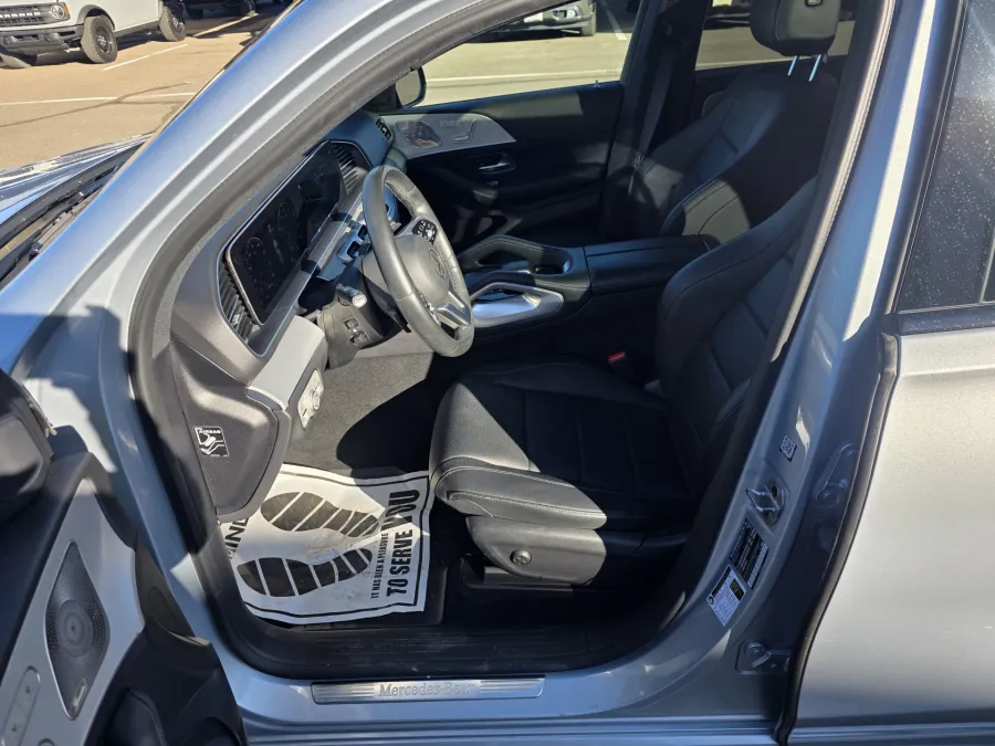 2022 Mercedes Benz GLE 350 | Photo 10 of 29