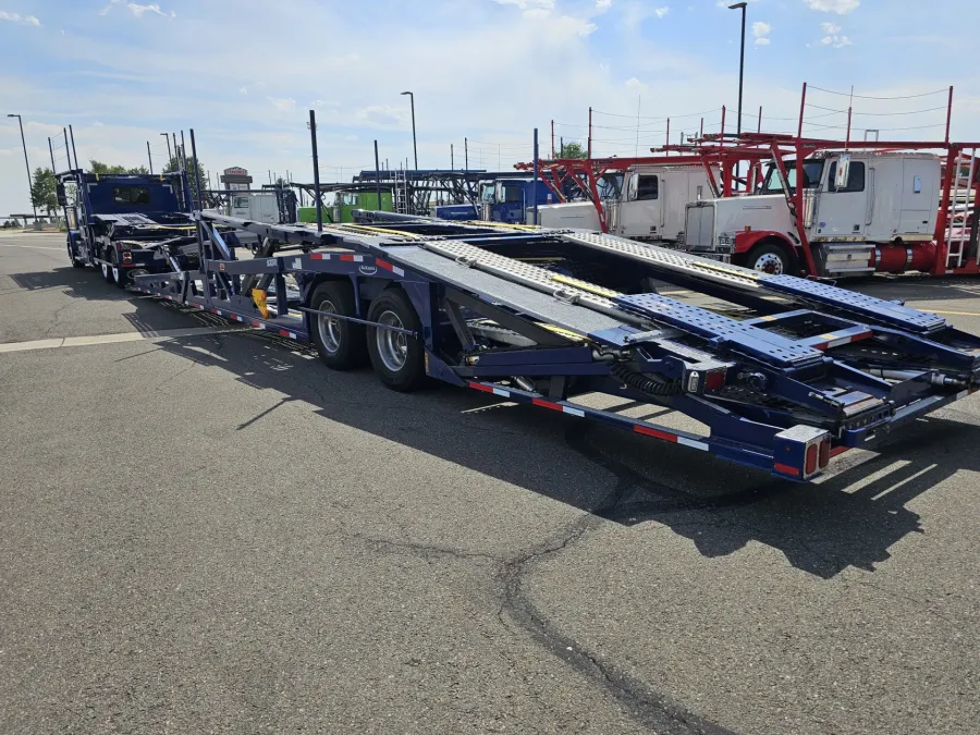 2022 Western Star 4900FA | Photo 12 of 27