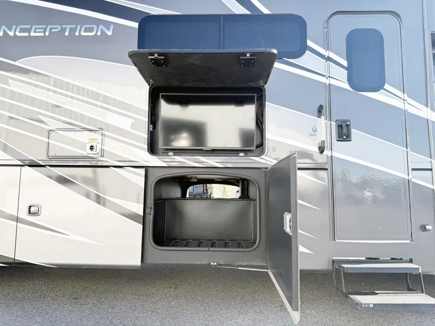 2023 Thor Inception 38MX | Photo 24 of 29