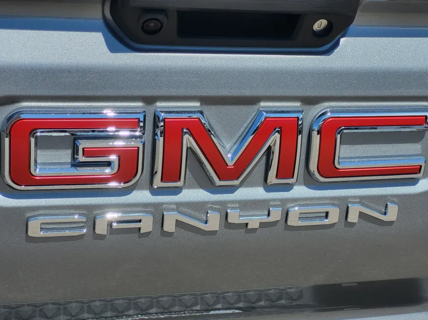 2026 GMC Canyon 4WD AT4 | Photo 10 of 26