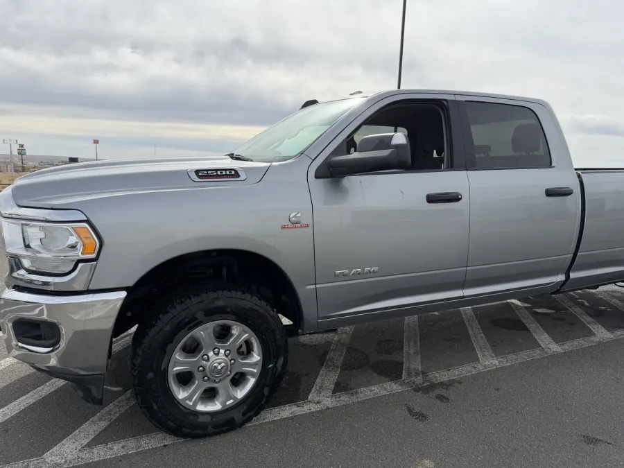 2022 RAM 2500 Big Horn | Photo 2 of 5
