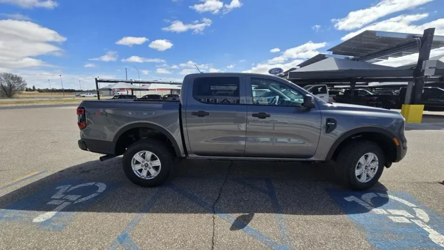 2026 Ford Ranger | Photo 4 of 27