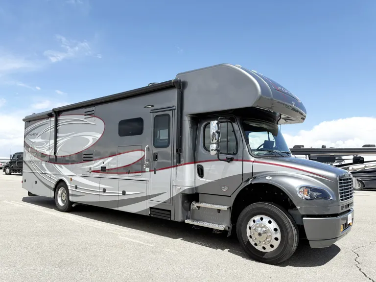 2021 Dynamax Force 34KDHD