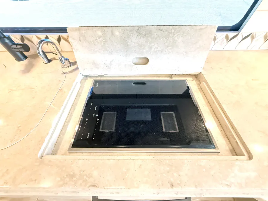 2023 Tiffin Allegro Bus 45FP | Photo 12 of 35